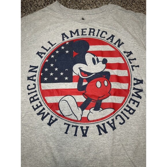 Disney Mickey Mouse All American Graphic T-Shirt L Gray Short Sleeve Cotton Bl - Picture 3 of 5